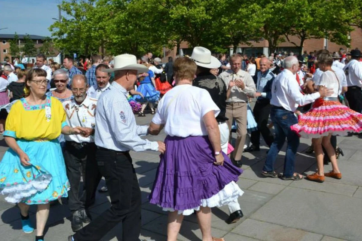 Det-Sker_20261003-1400_Proev-squaredans_id30726