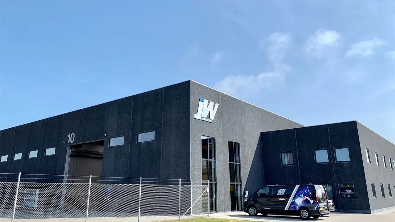 Medlem_JW-Industri-AS_COVER_20260606-105407_1