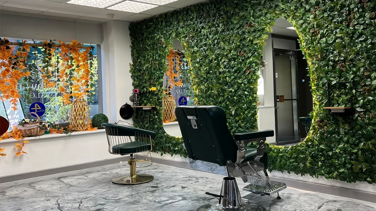 Medlem_Schwane-Salon-By-Samia_COVER_20260606-105514_1