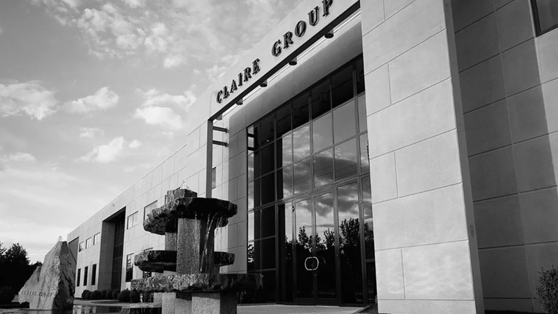 claire-group_cover