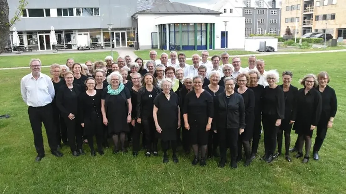 dentotaledekadence_cover